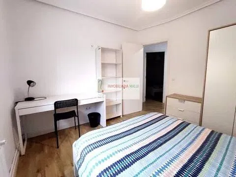 Pis de 130 m² a Oviedo