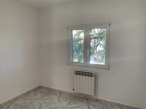Appartement 230 m² à Bustarviejo