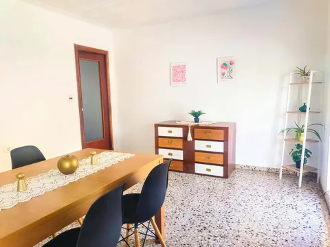 Habitació de lloguer, Paterna