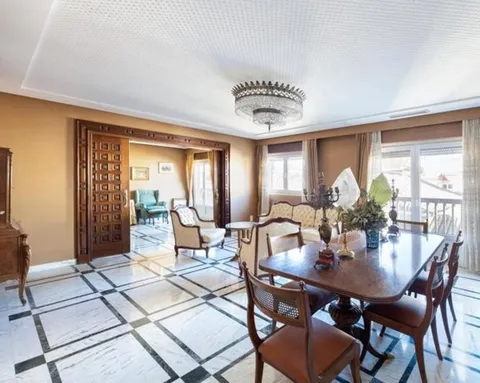 Appartamento 220 m² a Granada