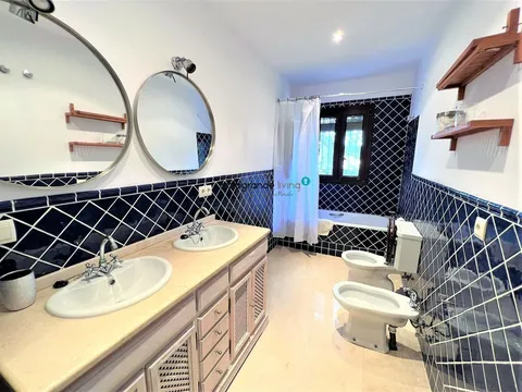 Casa de 400 m² a San Roque