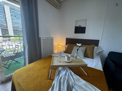 Habitació de lloguer, Madrid