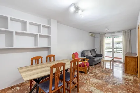 Wohnung 95 m² in Granada