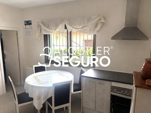 Haus 100 m² in Lozoyuela-Navas-Sieteiglesias