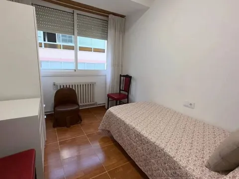 Pis de 82 m² a Ourense