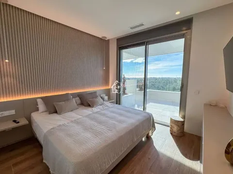 Pis de 360 m² a Oriola