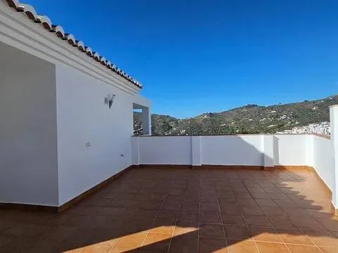 Maison 130 m² à Canillas de Albaida (2/21)