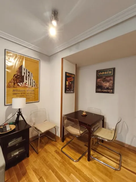 Pis de 57 m² a Oviedo