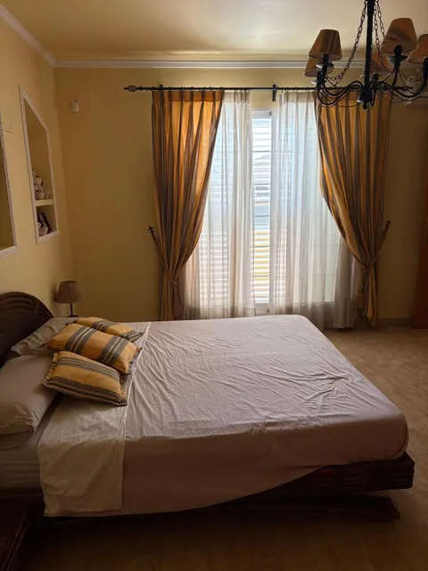 Casa de 330 m² a Riba-roja de Túria