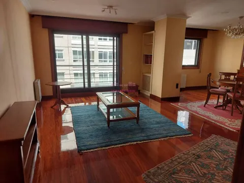 Wohnung 117 m² in Vigo