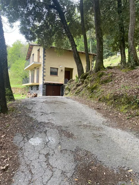 Casa de 100 m² a Sant Feliu de Pallerols