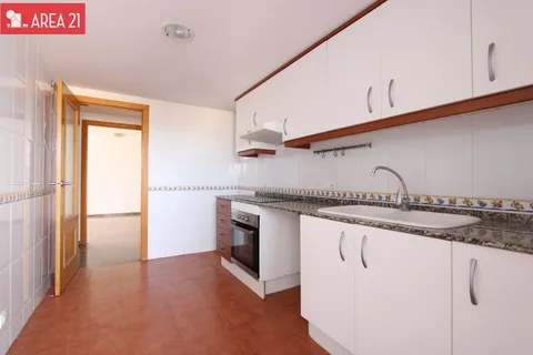 Pis de 101 m² a la Pobla de Vallbona