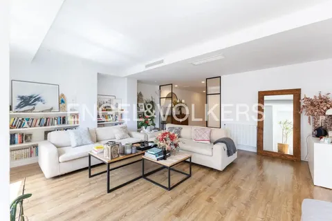 Pis de 275 m² a València