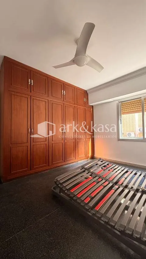 Pis de 75 m² a València