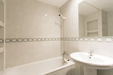 Piso de 90 m² en Granada