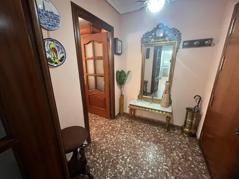 Wohnung 98 m² in Sevilla