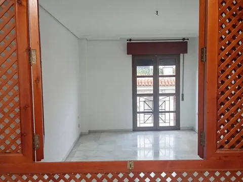 Pis de 75 m² a Còrdova