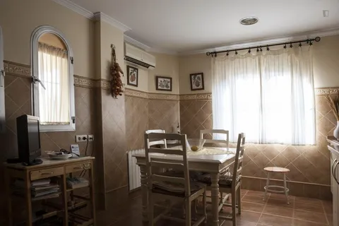 Habitació de lloguer, Mairena del Aljarafe