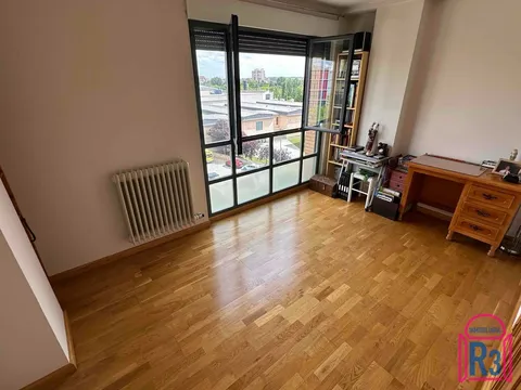 Pis de 137 m² a Lleó