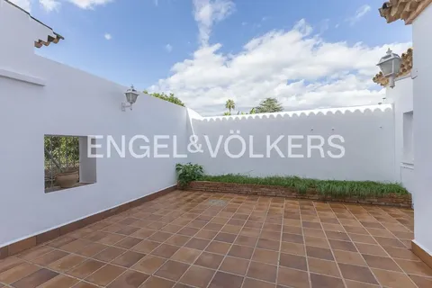 Квартира 350 м² в Pedreguer