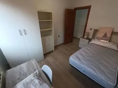 Quarto para alugar, Albacete
