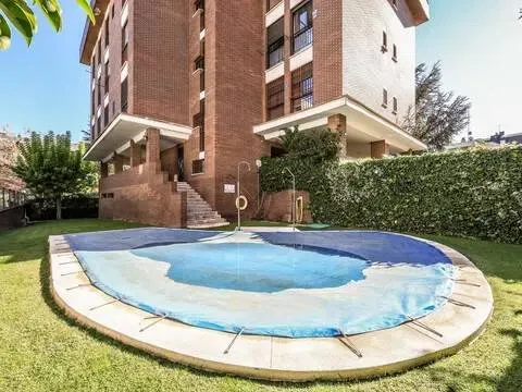 Wohnung 217 m² in Madrid