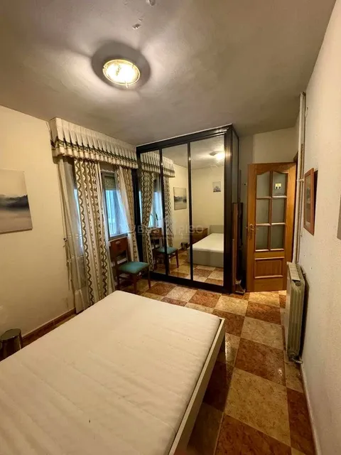 Chambre à louer, Madrid (3/6)