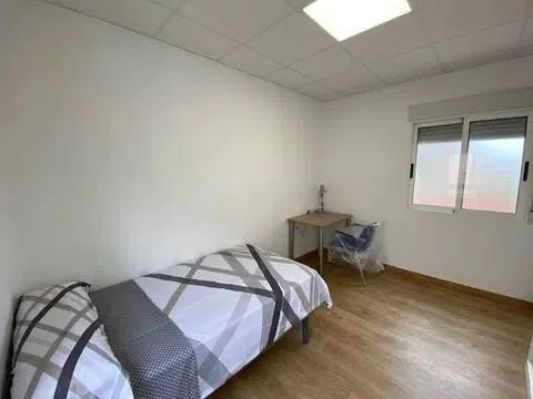 Zimmer 102 m², Murcia