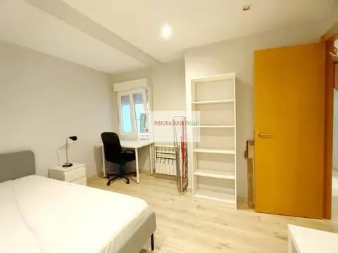 Pis de 80 m² a Oviedo