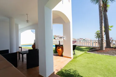 Casa de 365 m² a El Rosario
