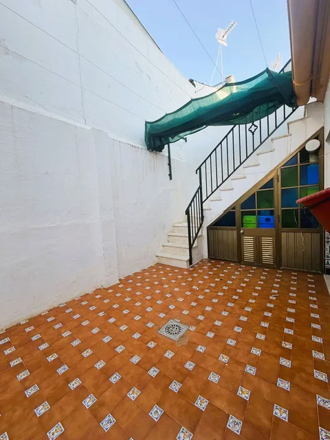 Wohnung 183 m² in Mairena del Alcor