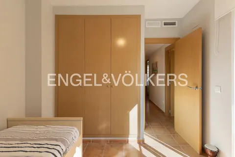 Piso de 150 m² en Nàquera / Náquera
