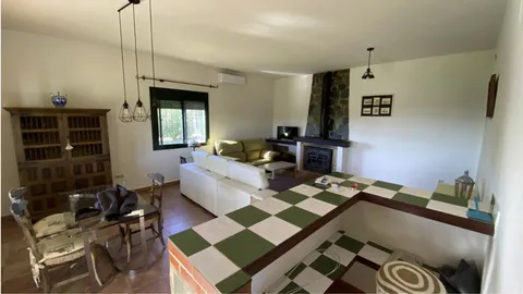 Casa de 2000 m² en Badajoz
