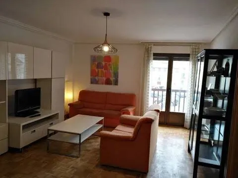 Wohnung 70 m² in Segovia
