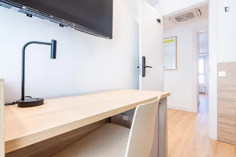 Chambre à louer, Valence