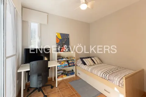 Piso de 150 m² en Nàquera / Náquera