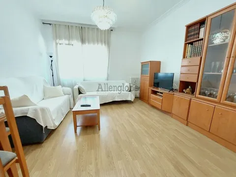 Appartamento 116 m² a Oviedo