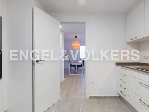 Wohnung 96 m² in Valencia