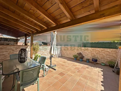 Будинок 128 м² у la Bisbal d'Empordà