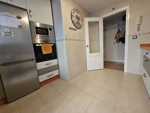 Flat 90 m² in Jerez