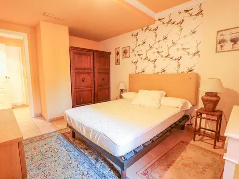 Casa 268 m² a Rocafort