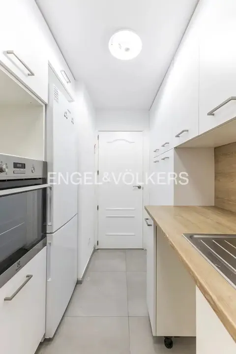 Wohnung 135 m² in Madrid