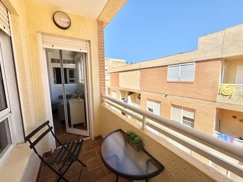 Pis de 70 m² a Guardamar del Segura (2/27)