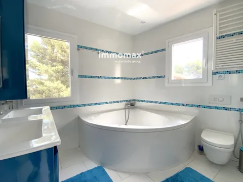 Haus 434 m² in Castelldefels
