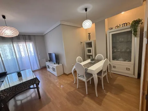 Wohnung 100 m² in Granada