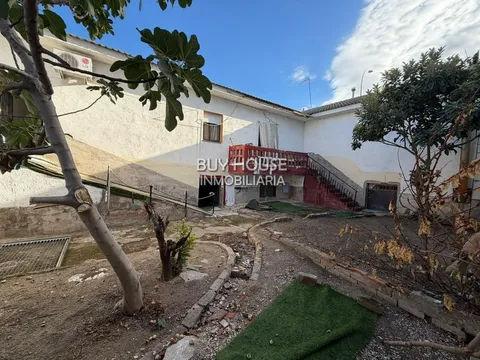 Casa de 144 m² en Alameda de la Sagra