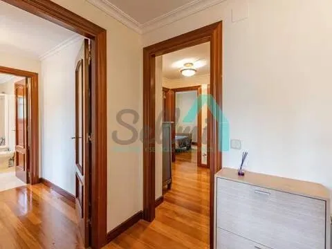Pis de 111 m² a Oviedo