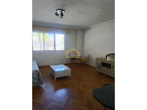 Flat 60 m² in Salamanca