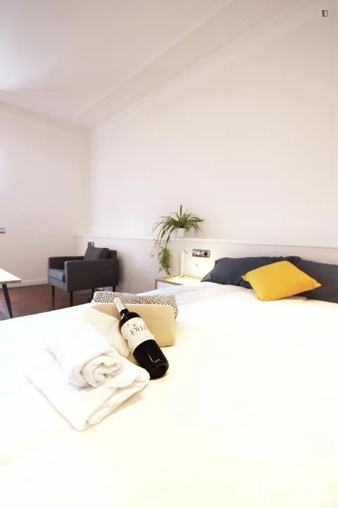 Room for rent, Barcelona