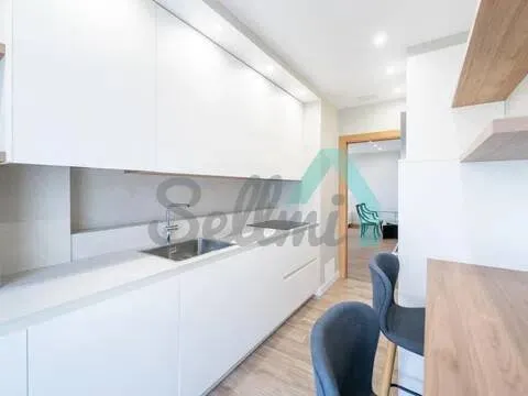 Pis de 80 m² a Oviedo